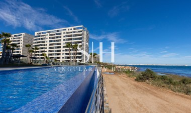 Återförsäljning - Lägenhet / lägenhet - Torrevieja - Punta prima