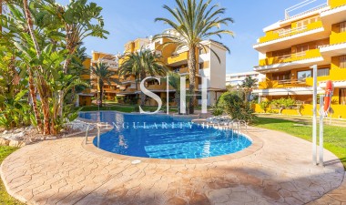 Återförsäljning - Lägenhet / lägenhet - Torrevieja - Punta prima