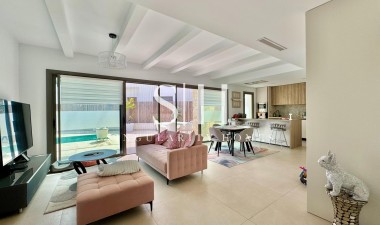 Odsprzedaż - Villa - San Miguel de Salinas - Blue Lagoon - Galán