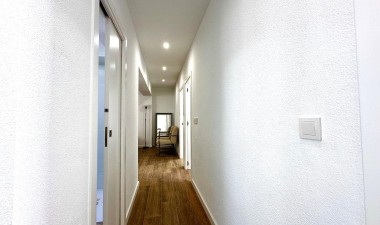 Resale - Apartment / flat - Torrevieja - Centro