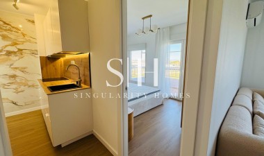 Återförsäljning - Lägenhet / lägenhet - Torrevieja - Punta prima