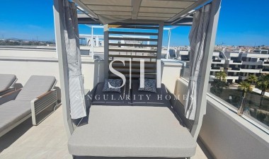 Resale - Apartment / flat - Orihuela Costa - Los Almendros-la Florida