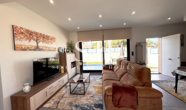 Återförsäljning - Villa - Orihuela Costa - Costa Blanca