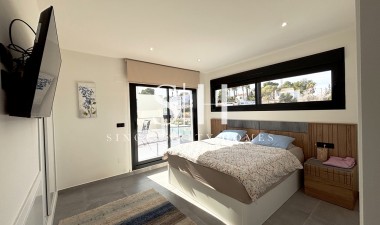 Återförsäljning - Villa - Orihuela Costa - Costa Blanca