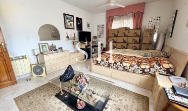 Перепродажа - Villa - Ciudad Quesada - Costa Blanca