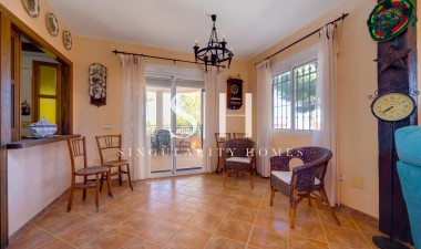 Återförsäljning - Villa - San Miguel de Salinas - Inland