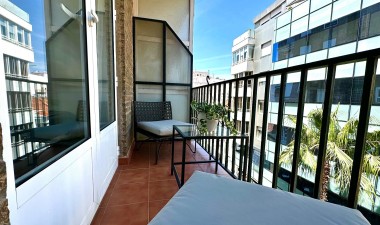 Resale - Apartment / flat - Torrevieja - Centro