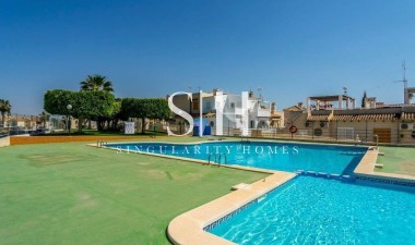 Odsprzedaż - Dom - Torrevieja - Los altos