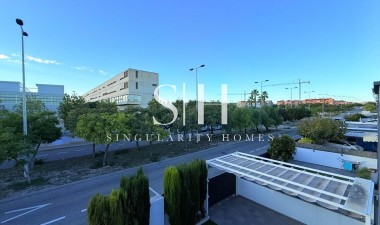 Odsprzedaż - Dom - Torrevieja - aguas nuevas