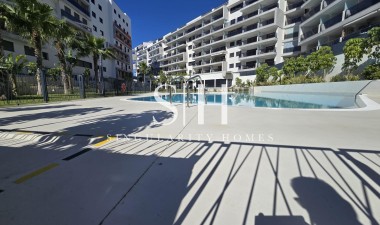 Reventa - Apartamento / piso - Campoamor - Dehesa De Campoamor