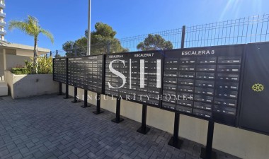 Reventa - Apartamento / piso - Campoamor - Dehesa De Campoamor