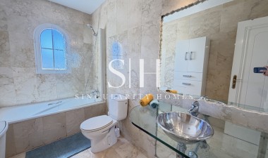 Herverkoop - Villa - Las Ramblas Golf - Inland