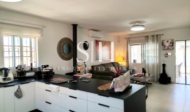 Reventa - Villa - Vista Bella Golf Resort - Inland