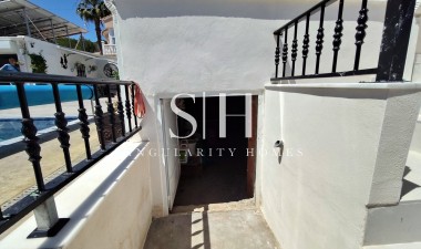 Reventa - Villa - Vista Bella Golf Resort - Inland