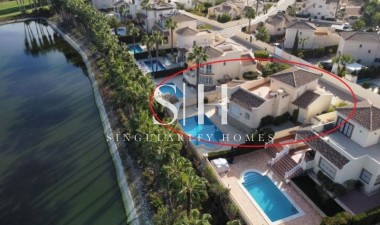 Resale - Villa - Orihuela Costa - Costa Blanca