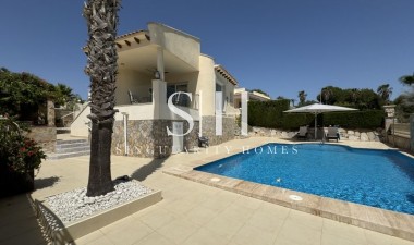 Resale - Villa - Orihuela Costa - Costa Blanca