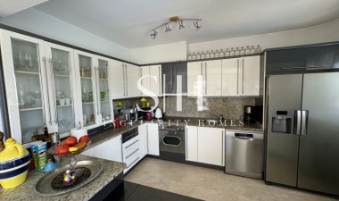 Resale - Villa - Orihuela Costa - Costa Blanca