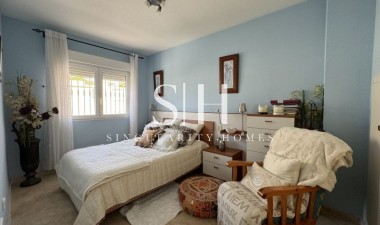 Resale - Villa - Orihuela Costa - Costa Blanca