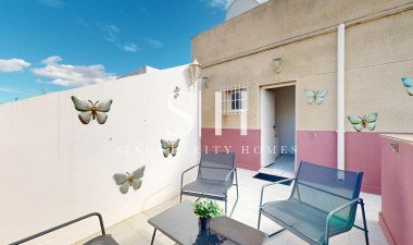 Odsprzedaż - Villa - San Miguel de Salinas - 03193