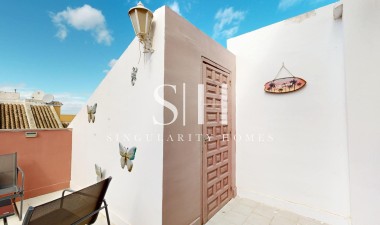Odsprzedaż - Villa - San Miguel de Salinas - 03193