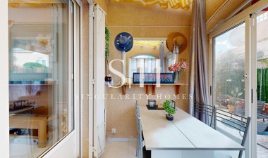 Odsprzedaż - Villa - San Miguel de Salinas - 03193