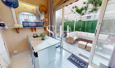 Odsprzedaż - Villa - San Miguel de Salinas - 03193