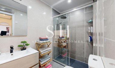 Odsprzedaż - Villa - San Miguel de Salinas - 03193