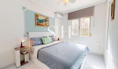 Odsprzedaż - Villa - San Miguel de Salinas - 03193