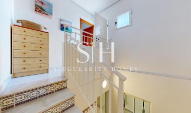 Odsprzedaż - Villa - San Miguel de Salinas - 03193
