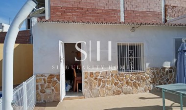 Herverkoop - Villa - Los Montesinos - PUEBLO CENTRO