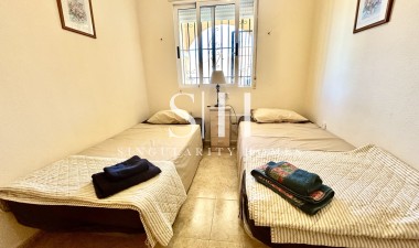 Odsprzedaż - Mieszkanie w bloku - Orihuela Costa - Costa Blanca