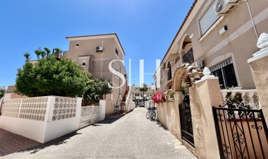 Odsprzedaż - Mieszkanie w bloku - Orihuela Costa - Costa Blanca