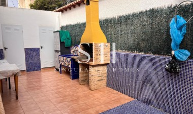 Resale - Villa - Orihuela Costa - Punta Prima