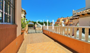 Resale - House - Orihuela Costa - Cabo Roig