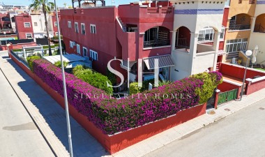 Resale - Apartment / flat - Orihuela Costa
