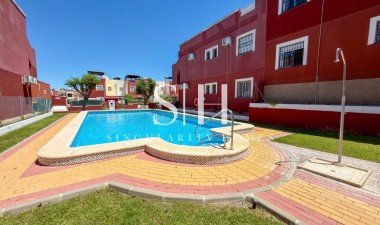 Resale - Apartment / flat - Orihuela Costa
