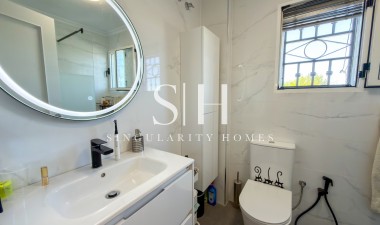 Resale - Apartment / flat - Orihuela Costa