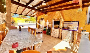 Återförsäljning - Villa - Torrevieja - Los balcones