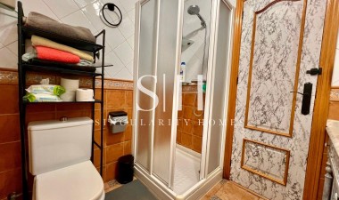 Återförsäljning - Villa - Torrevieja - Los balcones
