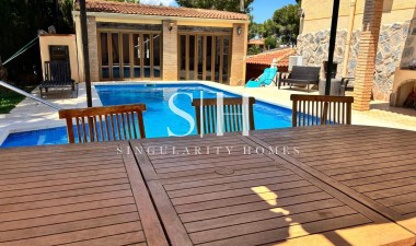Перепродажа - Villa - Torrevieja - Costa Blanca