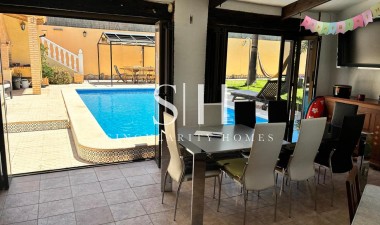 Перепродажа - Villa - Torrevieja - Costa Blanca