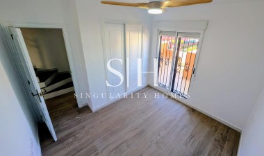 Återförsäljning - Villa - Orihuela Costa - Costa Blanca