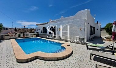 Resale - Villa - San Miguel de Salinas - Inland