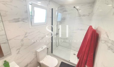 Resale - Villa - San Miguel de Salinas - Inland