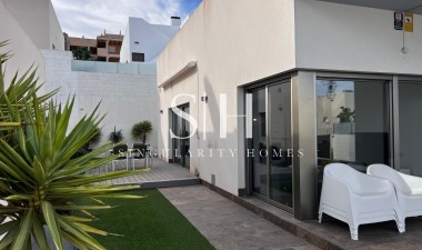 Återförsäljning - Villa - Orihuela Costa - Costa Blanca