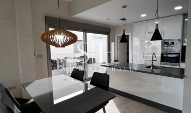 Återförsäljning - Villa - Orihuela Costa - Costa Blanca