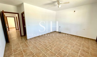 Resale - Villa - Catral - Costa Blanca