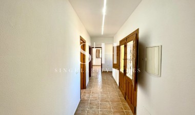 Resale - Villa - Catral - Costa Blanca