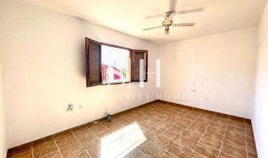 Resale - Villa - Catral - Costa Blanca