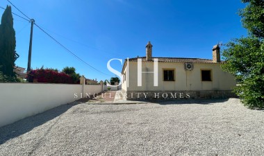 Resale - Villa - Catral - Costa Blanca